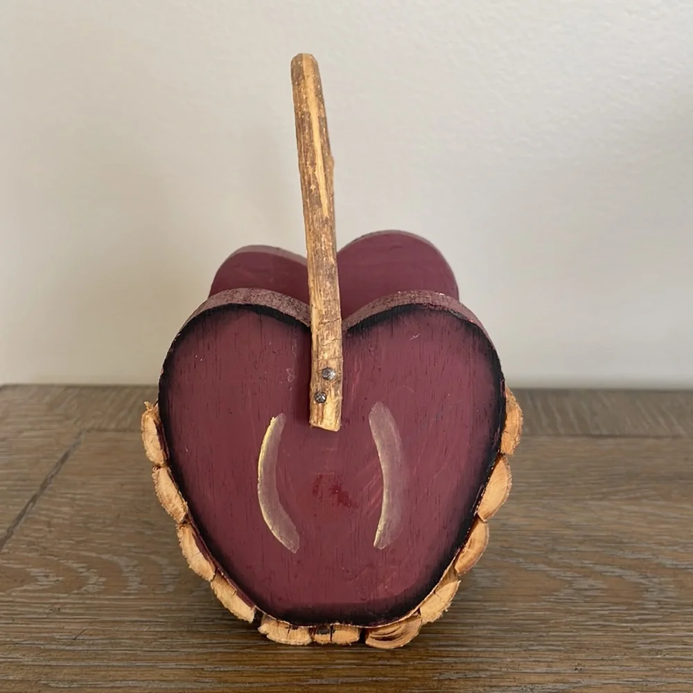 Apple Birdhouse Basket